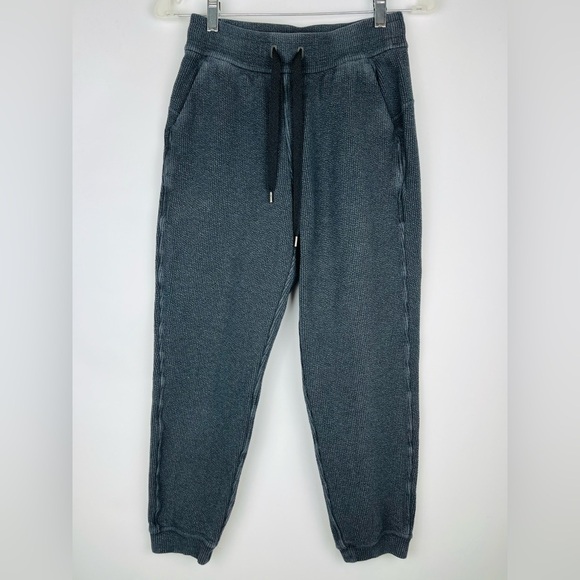 Lululemon Women’s Gray Textured Joggers - Picture 1 of 3